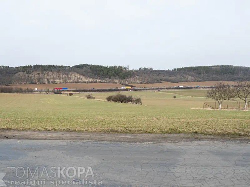 Prodej stavebního pozemku 3708 m²