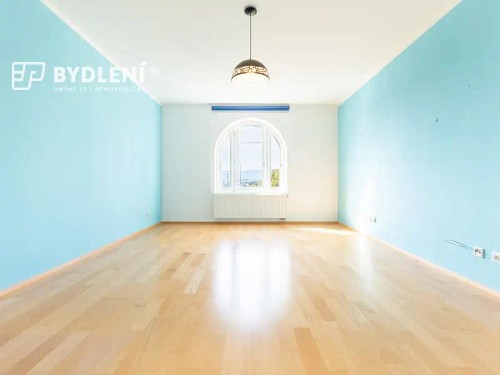 Prodej domu 382 m², pozemek 747 m²