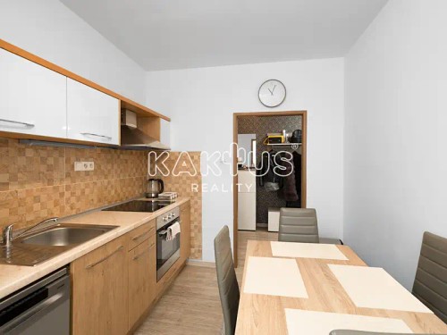 Prodej bytu 2+1 56 m²