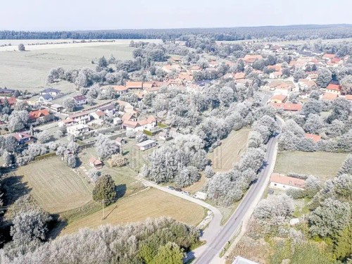 Prodej stavebního pozemku 1062 m²