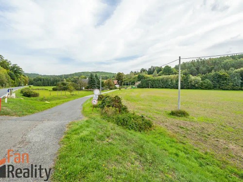 Prodej stavebního pozemku 1015 m²