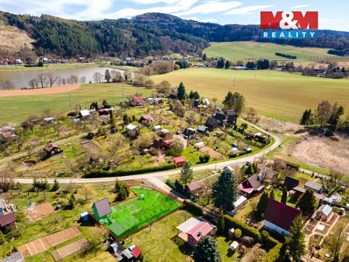 Prodaná chata 12 m², pozemek 449 m²