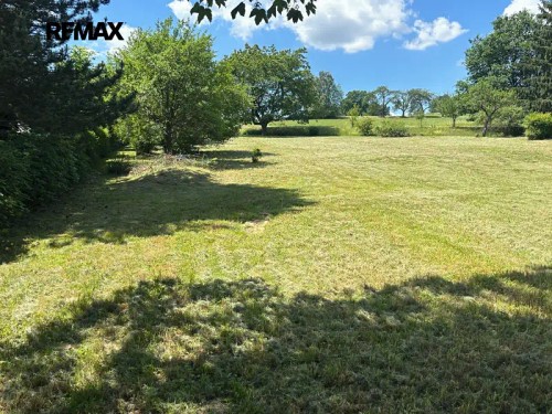 Prodej stavebního pozemku 2226 m²