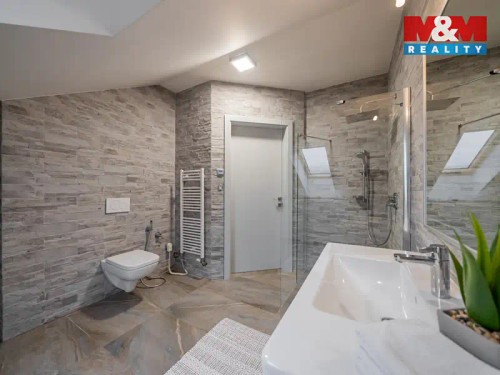 Prodej bytu 3+kk 140 m²