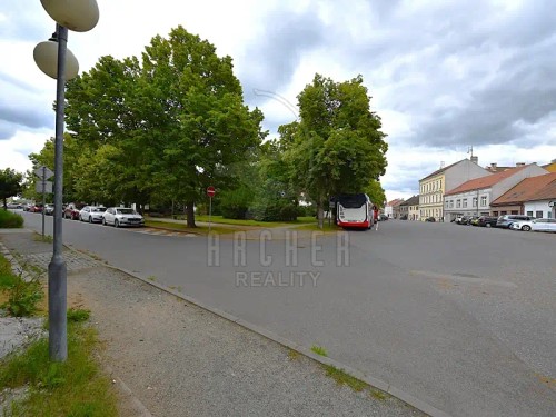 Prodej domu 454 m², pozemek 164 m²