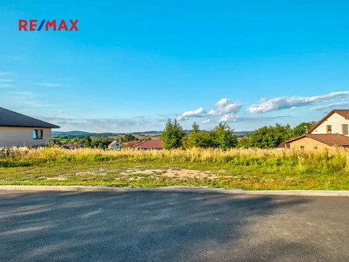 Prodej stavebního pozemku 1054 m²