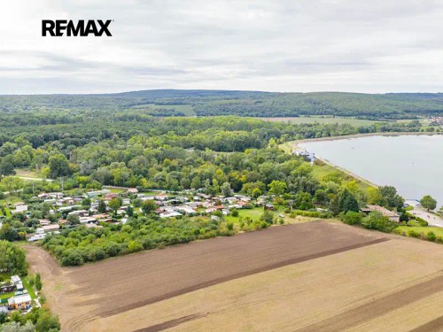 Prodej stavebního pozemku 6037 m²