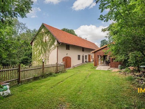 Prodej domu 233 m², pozemek 1102 m²