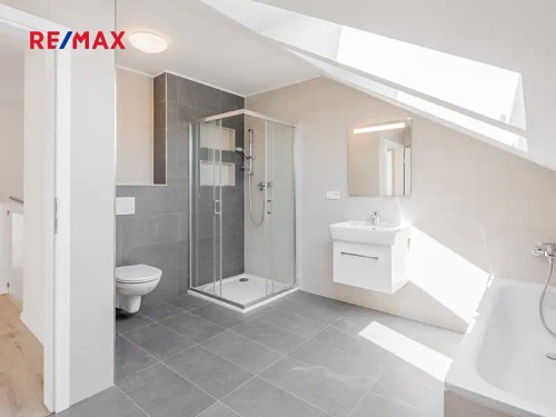 Prodej domu 179 m², pozemek 124 m²