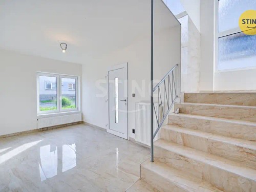 Prodej domu 270 m², pozemek 615 m²