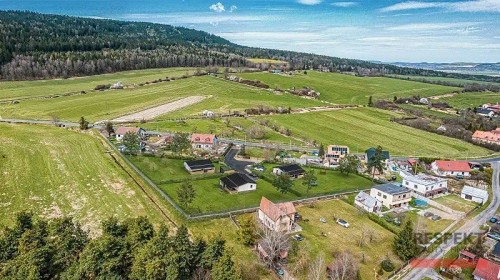 Prodej stavebního pozemku 1553 m²