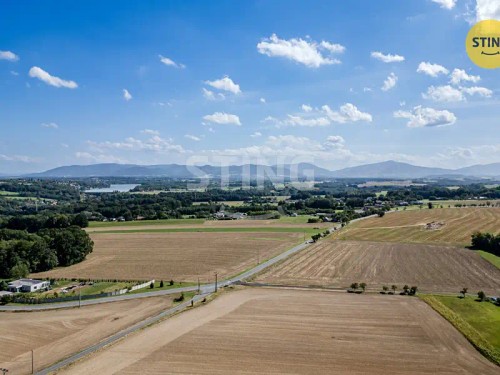 Prodej stavebního pozemku 2685 m²
