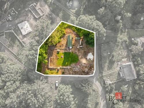 Prodej stavebního pozemku 1381 m²