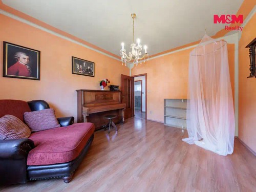 Prodej domu 300 m², pozemek 384 m²