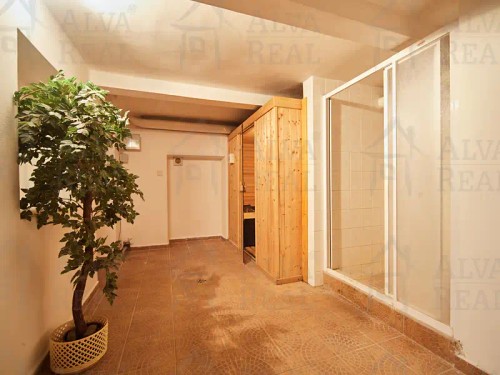 Prodej vily 354 m², pozemek 525 m²