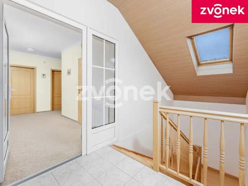 Prodej vily 218 m², pozemek 531 m²