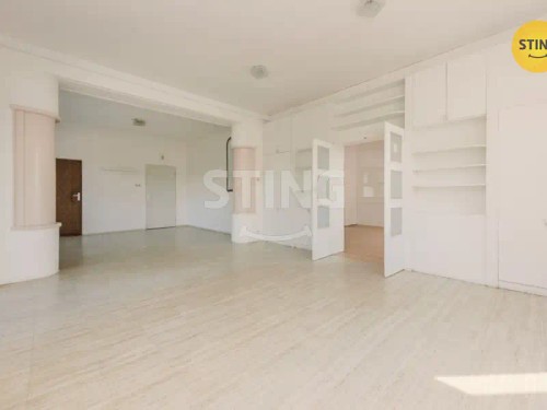 Prodej vily 591 m², pozemek 660 m²