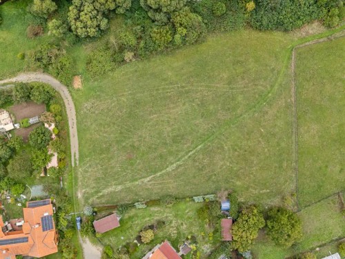 Prodej stavebního pozemku 1042 m²