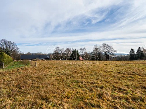 Prodej stavebního pozemku 4018 m²