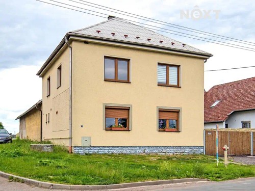 Prodej domu 212 m², pozemek 1302 m²