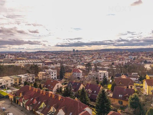 Prodej bytu 1+kk 37 m²