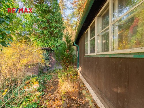 Prodaná  chata 30 m², pozemek 182 m²