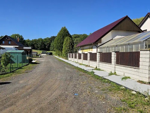 Prodej stavebního pozemku 1231 m²