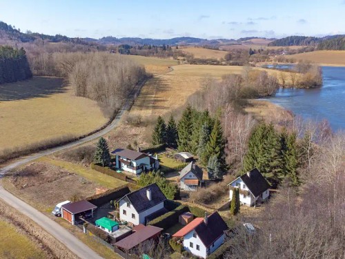 Prodej chaty 400 m², pozemek 400 m²