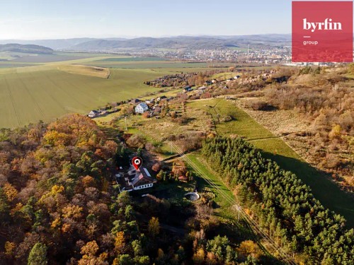 Prodej chaty 820 m², pozemek 356 m²