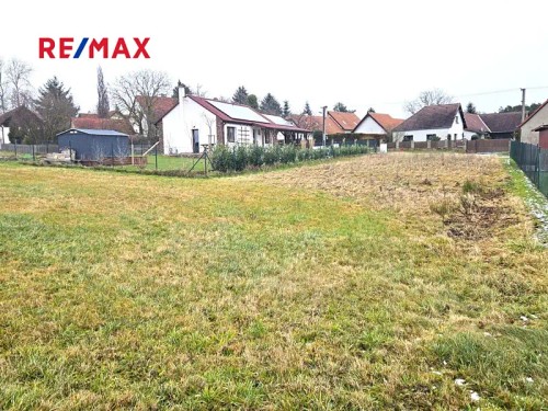 Prodej stavebního pozemku 2108 m²