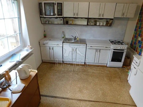 Prodej domu 291 m², pozemek 1199 m²