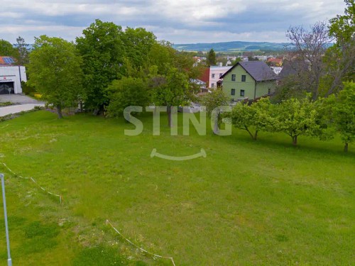 Prodej stavebního pozemku 962 m²