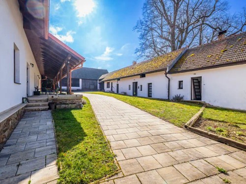 Prodej zemědělské usedlosti 395 m², pozemek 6536 m²