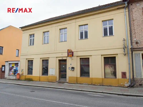 Prodej domu 368 m², pozemek 291 m²