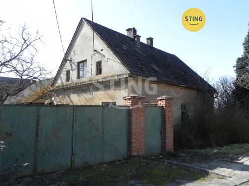 Prodej domu 220 m², pozemek 1784 m²