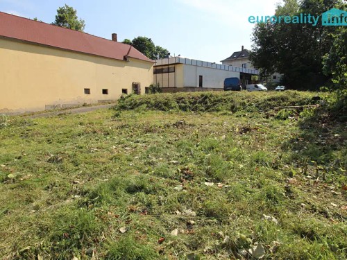 Prodej stavebního pozemku 852 m²