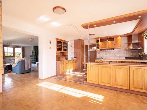 Prodej domu 330 m², pozemek 3732 m²