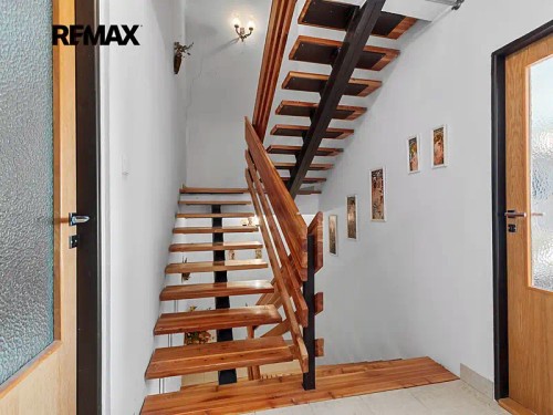 Prodej domu 302 m², pozemek 306 m²