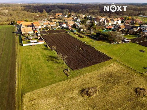 Prodej stavebního pozemku 4530 m²