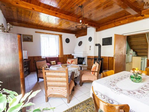 Prodej zemědělské usedlosti 200 m², pozemek 67408 m²