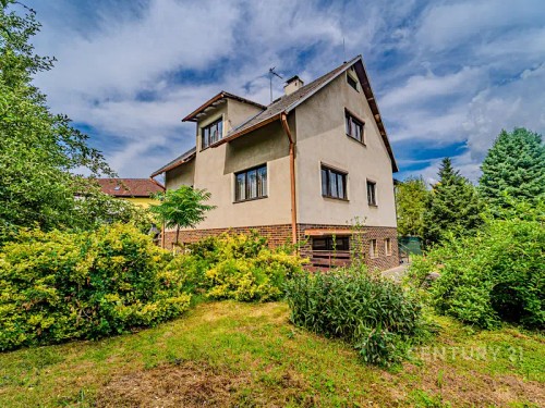 Prodej domu 290 m², pozemek 793 m²