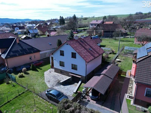 Prodej domu 240 m², pozemek 885 m²