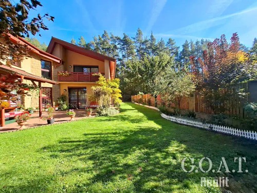 Prodej domu 279 m², pozemek 799 m²