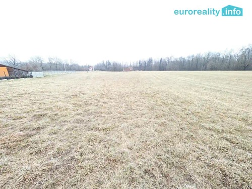 Prodej stavebního pozemku 10576 m²