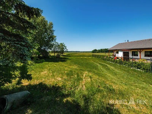 Prodej stavebního pozemku 740 m²