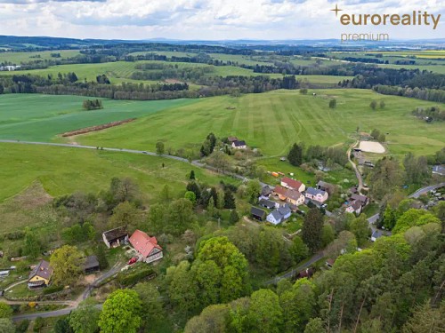 Prodej stavebního pozemku 1330 m²