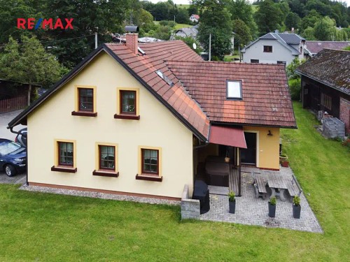 Prodej chalupy 400 m², pozemek 2527 m²