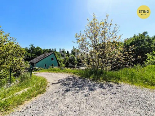 Prodej stavebního pozemku 2000 m²