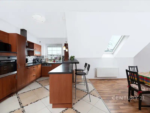 Prodej domu 498 m², pozemek 852 m²