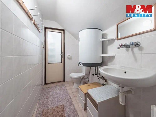 Prodej zemědělské usedlosti 170 m², pozemek 5936 m²